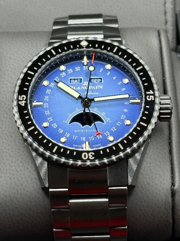 UNWORN Blancpain Bathyscaphe Quantième Complet Phases de Lune
5054 0140 01S