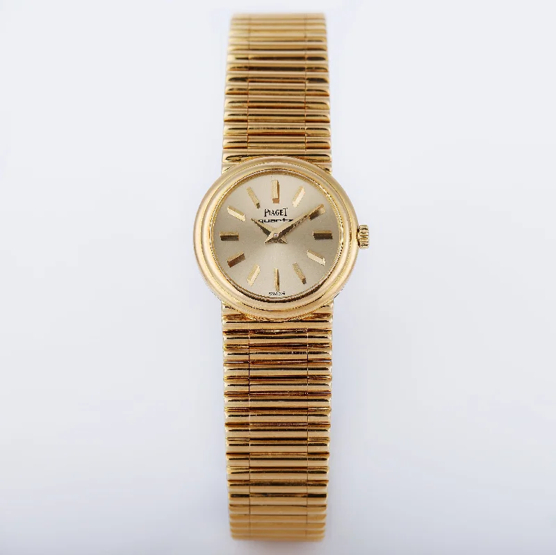 Unworn Piaget Vintage Ladies Wristwatch | REF. 8228 G 1 | Gold Dial - 3D Hour Markers | 22mm | 18k Yellow Gold | Quartz | 1982